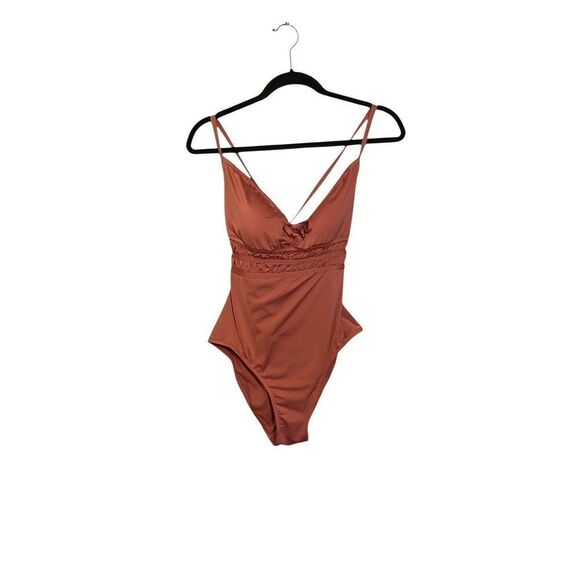 Kona sol women’s one piece, Gathered front, modern swimsuit, size large - Picture 4 of 5